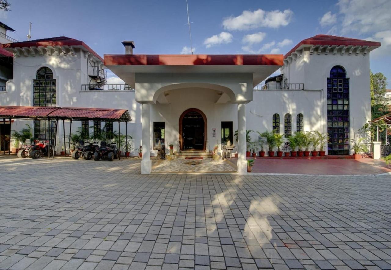 Khanvel Resort Силвасса Экстерьер фото